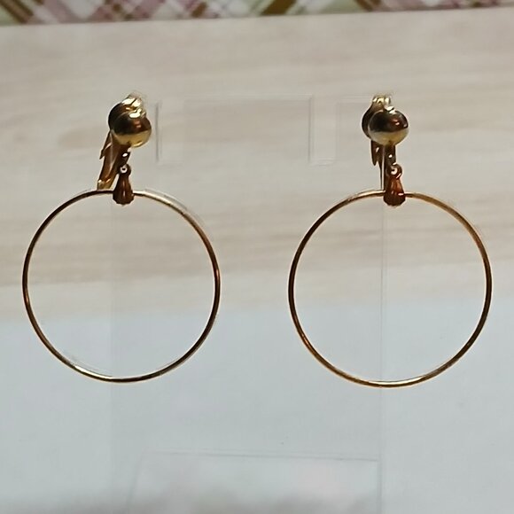 Vintage Gold Tone Clip On Hoop Earrings Costume Jewelry #80W - Picture 13 of 13